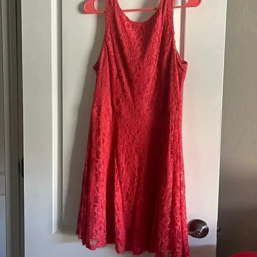 Sun lace dress size 13 / B37